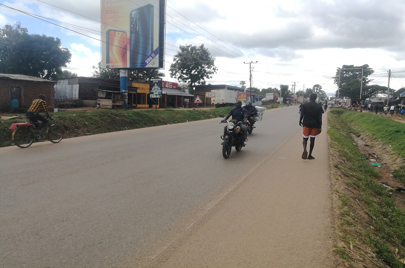 Part of the Arua Hill roundabout to Ewuata road which has been planned for solar lighting. Photo Credit_Andrew Cohen Amvesi