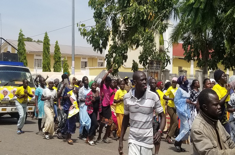 Some of the NRM supporters in Arua Central Division marching through the town in support of their party structure leaders' grievance