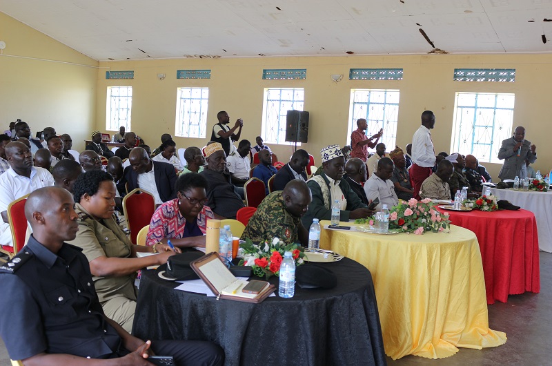Ugandan and Congolese delegates during the border security in Zombo on Friday. Photo Credit; Andrew Cohen Amvesi