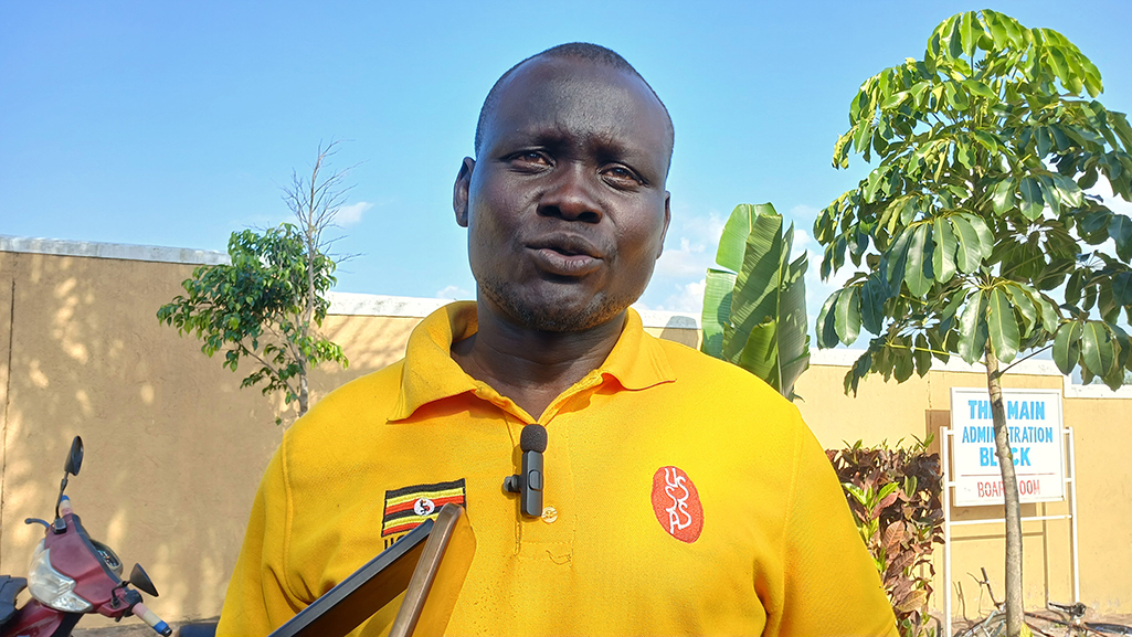 John Bosco Dradebo, the administrator of Oasis School, cheering the boys talent and calling for investment in sports. Photo by Matata Benzamin