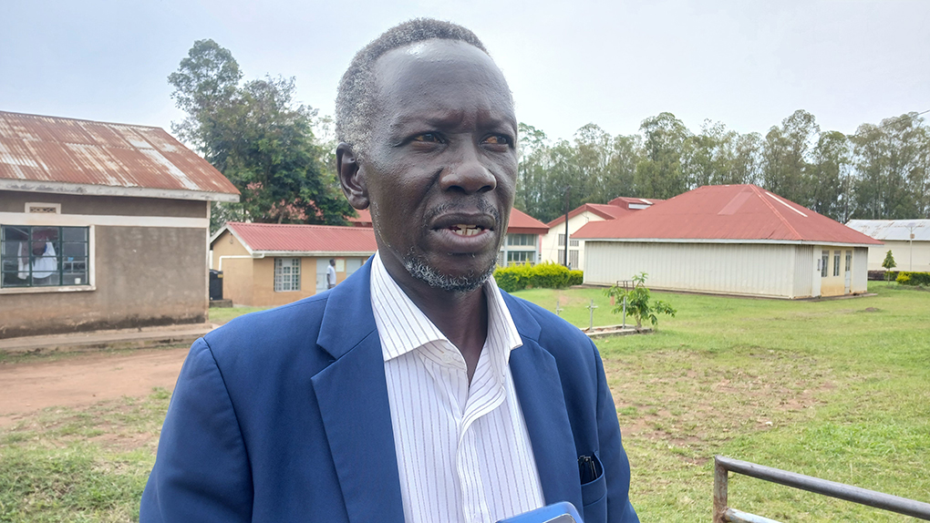 David Drileyo, Principal of Nile Farm, an Agriculture training Institute in Arua City emphasizing on the benefits of technical learning. Photo by Matata Benzamin